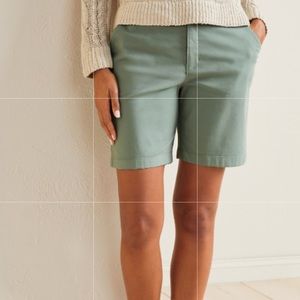 Preowned Garnet Hill Everyday Chino Shorts, Size 4, Color Light Balsam